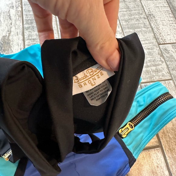 Beach Bunny Bikini - L - Picture 6 of 8